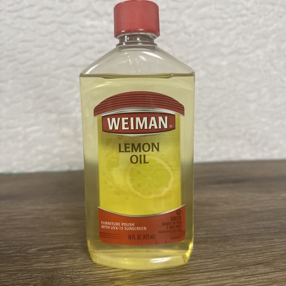 Weiman Lemon Oil Furniture Polish with UVX-15 Sunscreen 16 oz Bottle 95% Full